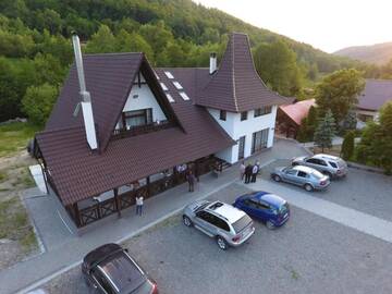 Фото номера Двухместный номер с 1 кроватью и гидромассажной ванной Гостевой дом Pensiunea Steaua Nordului г. Vînători 16